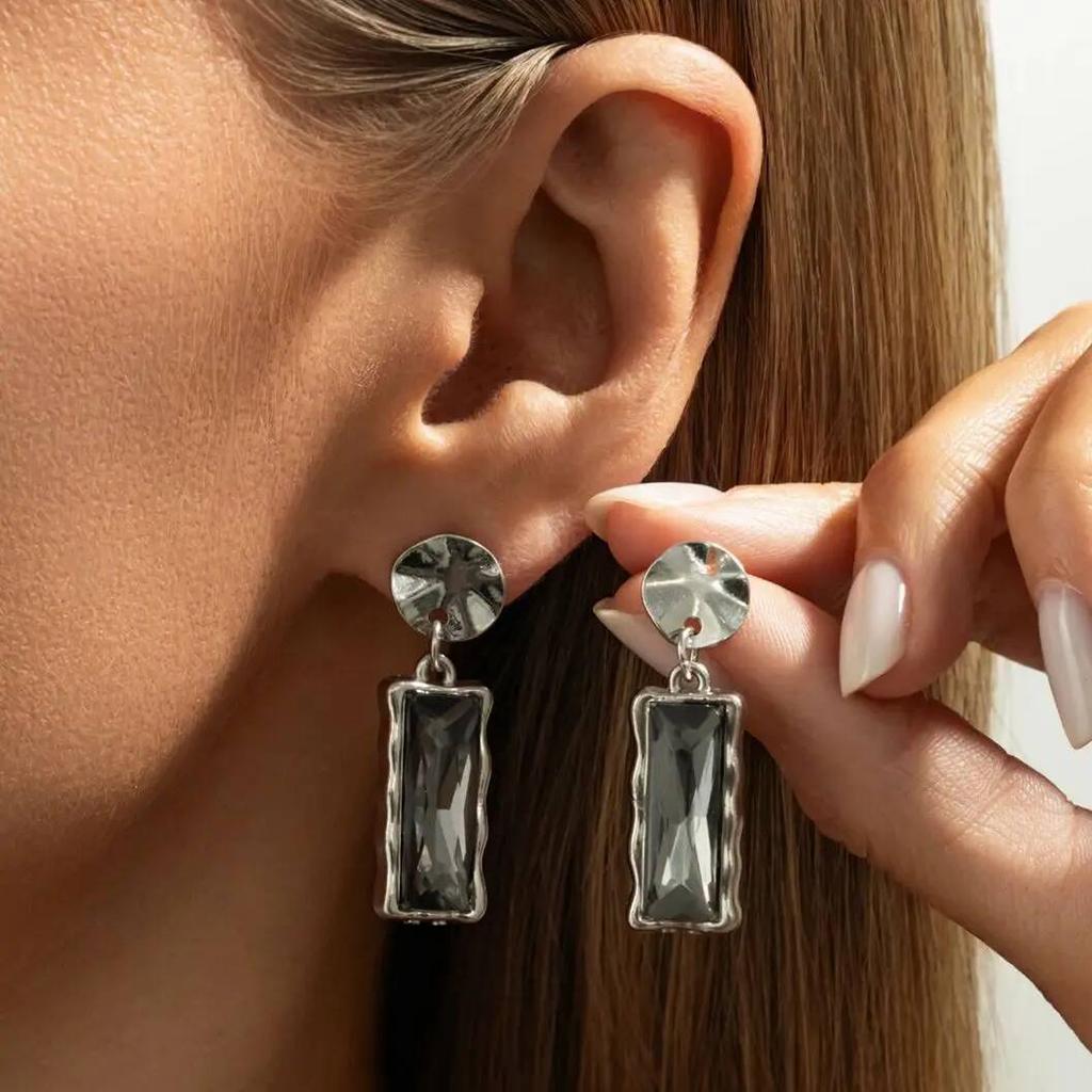 KunJoe Exquisite Sparkling Rhinestone Square Pendant Earrings Women 2026  Acrylic  Geometry Drop Earrings Jewelry Gifts