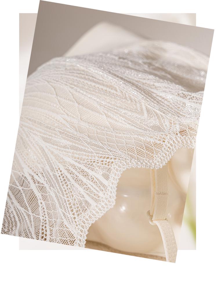 Women's Lace Triangular Inner Cup Back Bra