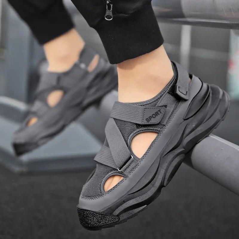 Men Sandals Summer Leisure Beach Holiday Sandals Men Shoes  New Outdoor Sneakers Male Retro Comfortable Casual Sandals Men