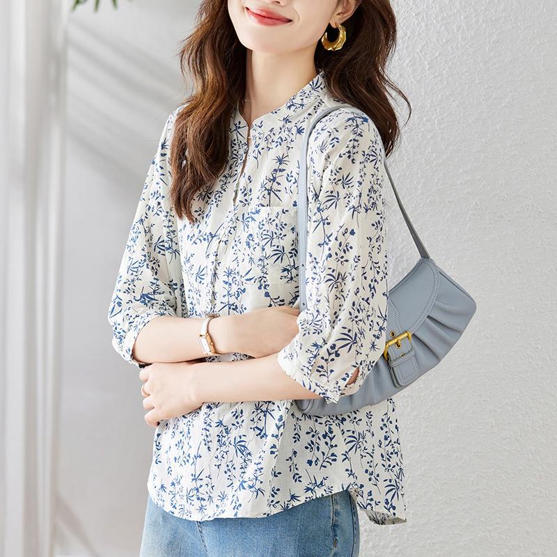 Small Floral Shirt Women's Summer New Design Sense Niche and Thin Temperament Stand-up Collar Seven-quarter Sleeve Pullover Shirt