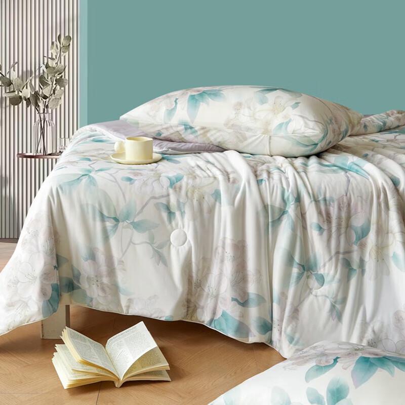 

OUDIANMENGNA Cooling Silk All-Season Fiber Comforter