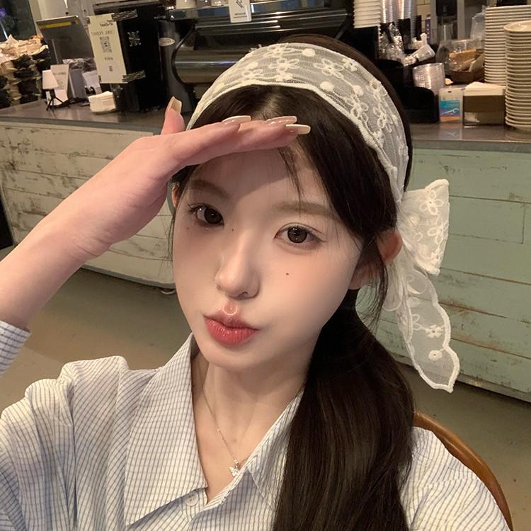 Women's Summer Pastoral Lace Bow Headband with Wide Mesh Edge and Flowing Ribbon