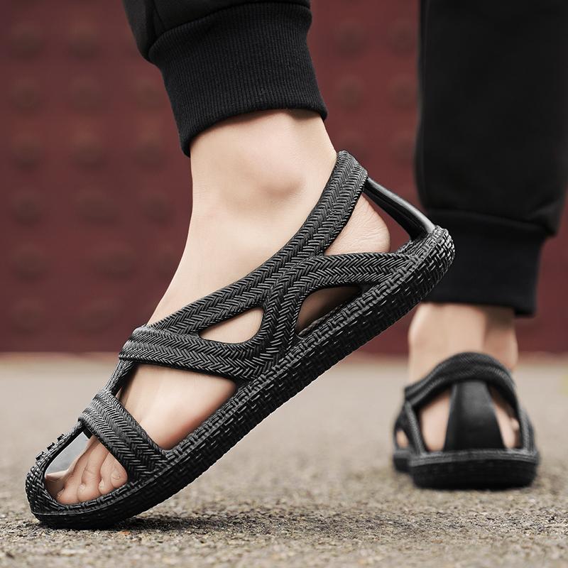 Sommermotetrend Ensfarget Utendørs Sandaler Strandsko Fritidssko Hullsko Latesko