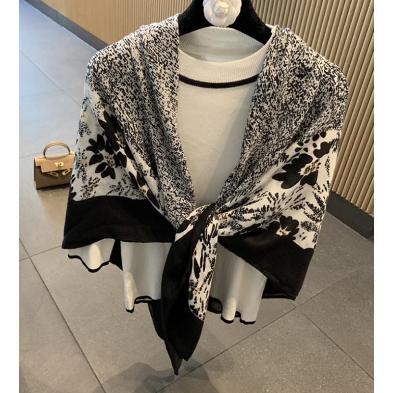 Lightweight Cotton Linen Square Scarf Women Fashion Floral Print Travel Shawl Neck Wrap