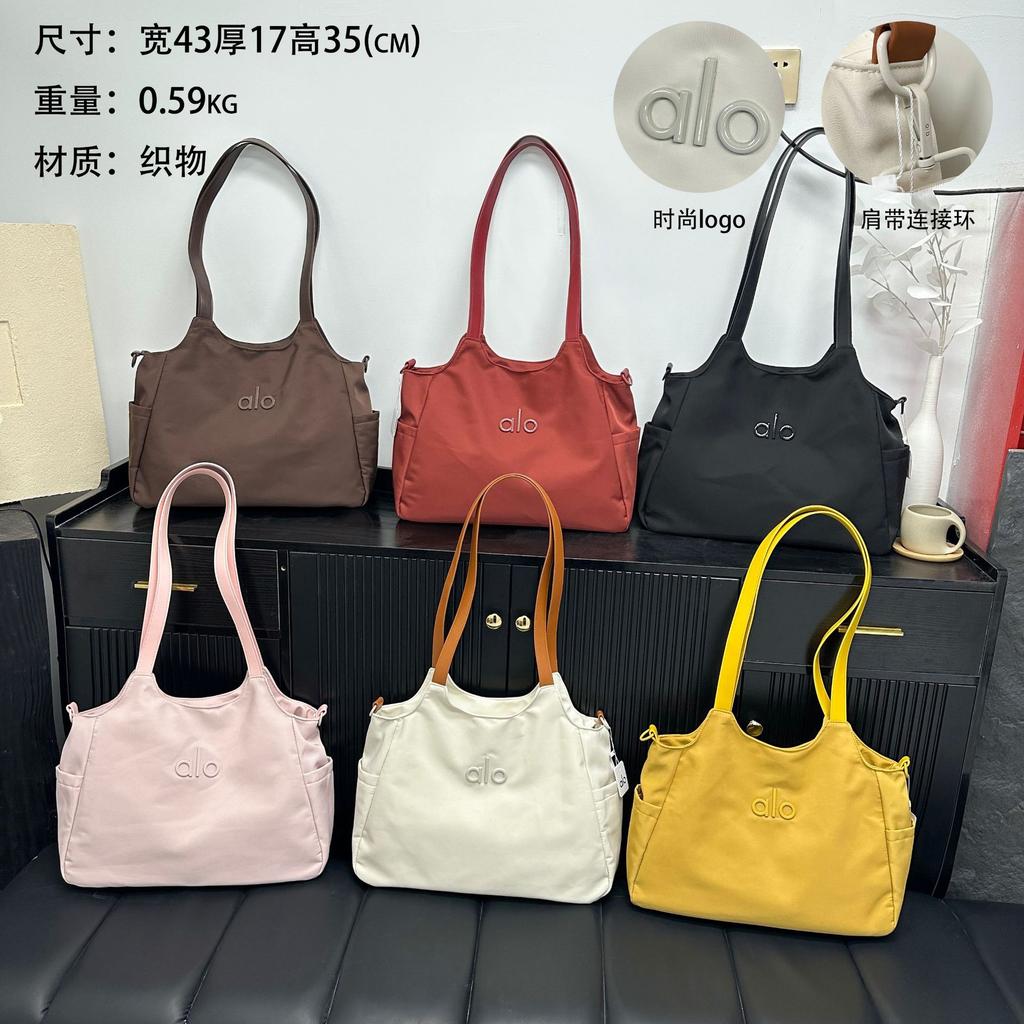 New yoga bag, single-shoulder tote bag, large-capacity, versatile for commuting, waterproof nylon bag, popular storage item