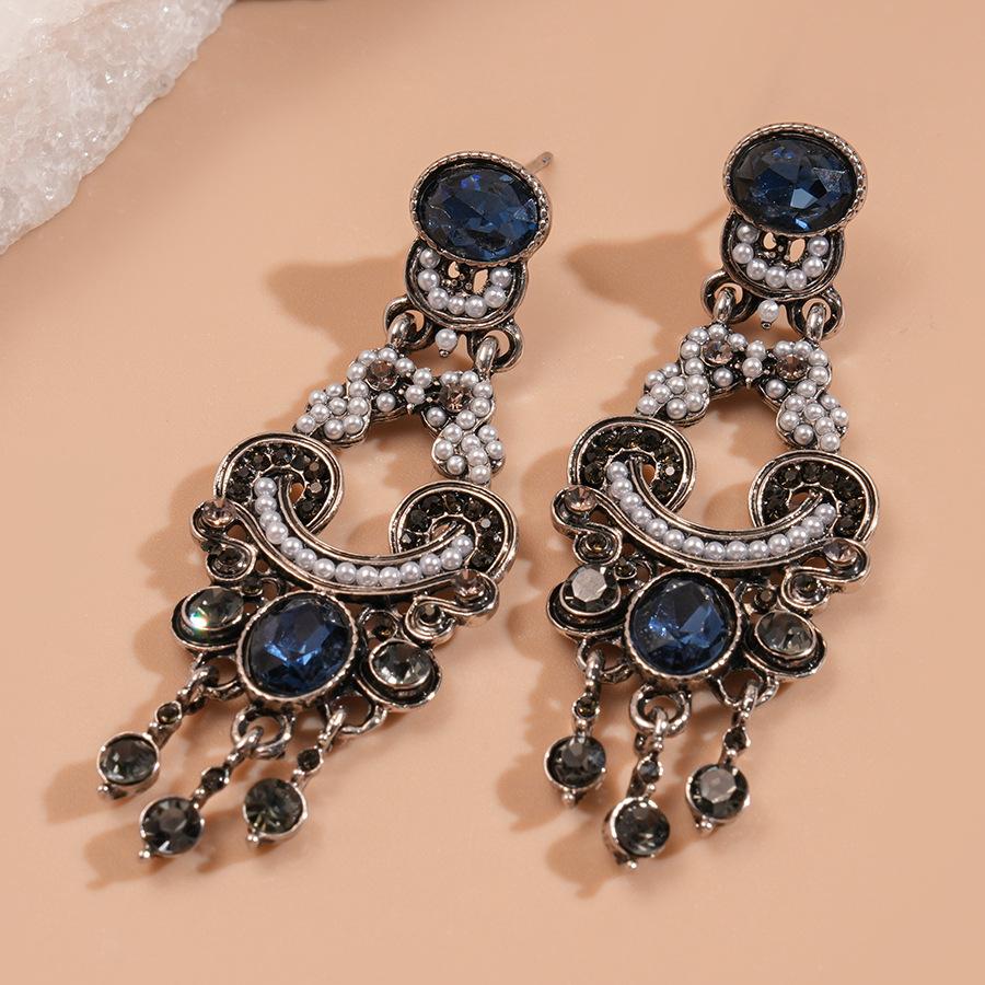 Oval Tassel Earrings Light Luxury Palace Style High-end Earrings for Women