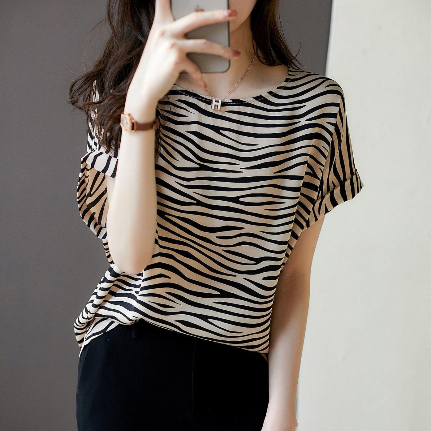 

Полосатая футболка Женская с коротким рукавом Летняя Новинка Корейская версия Свободная футболка Студенческая Весна и Осень Женский Топ 3XL