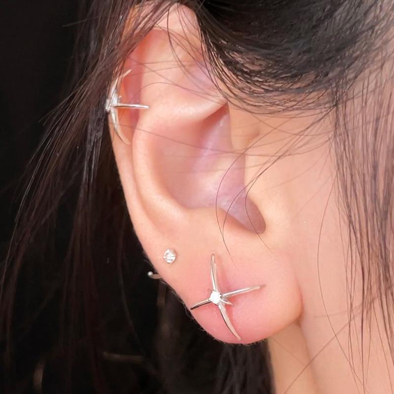 Zircon Inlaid Four Pointed Star Punk Neutral Creative Stud Earrings