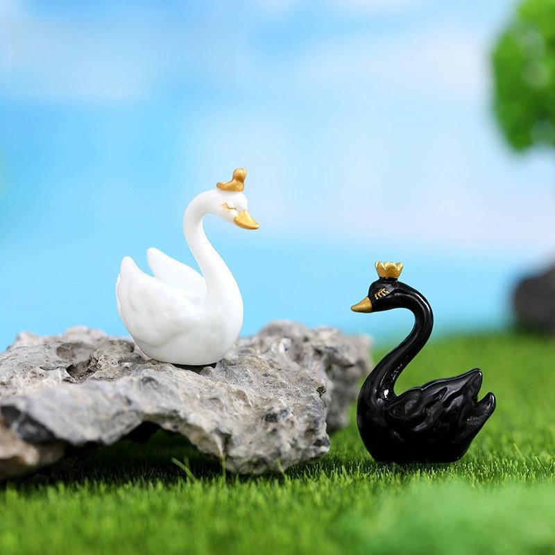Cute Resin Cartoon Swan Figurines For Miniature Garden And Home Decor