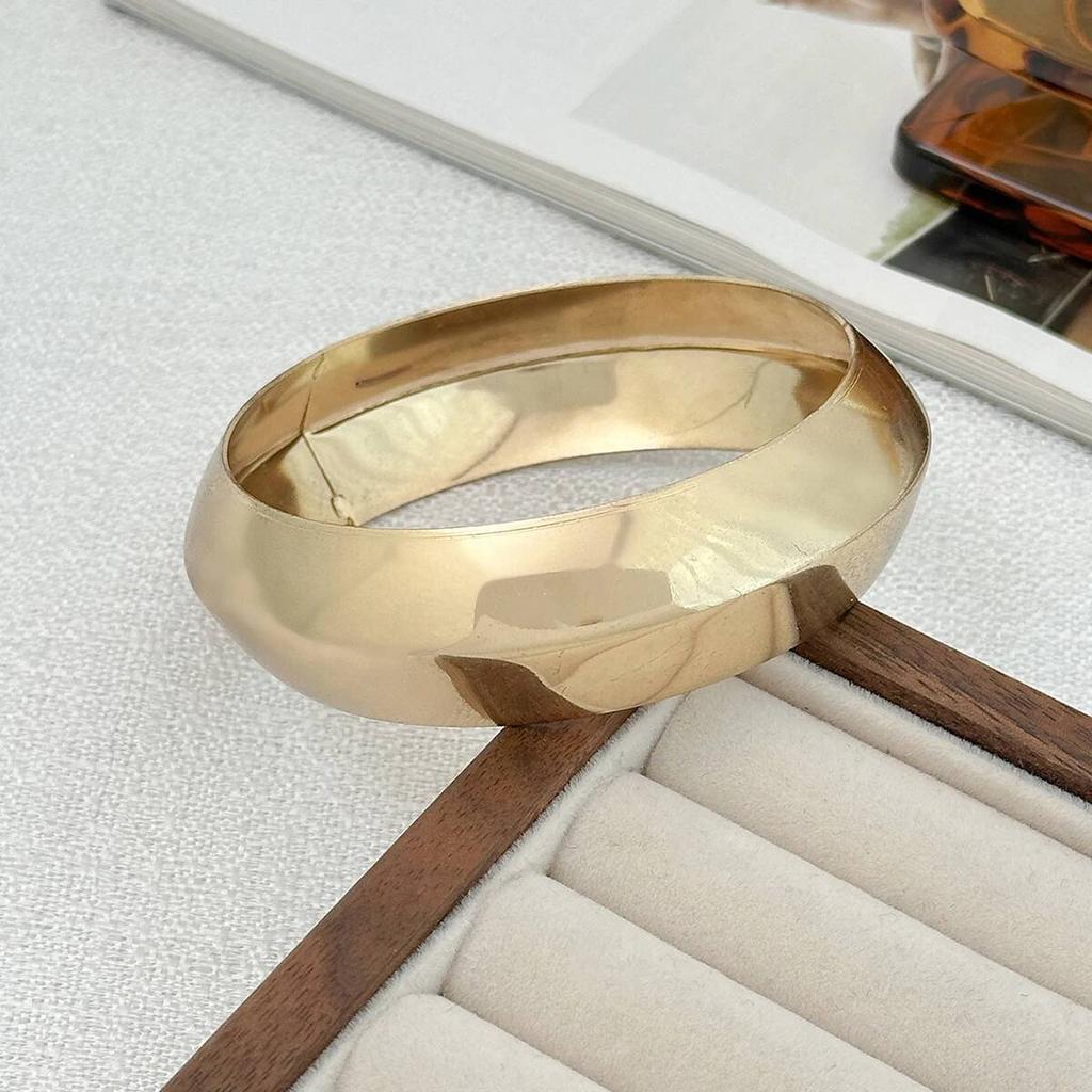 IngeSight.Z 4 Styles Punk Irregular Thick Resin Acrylic Smudging Bangles for Women Vintage Gold Color Geometric Bracelet Jewelry