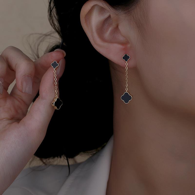 BELLA BOX S925 Sterling Silver Needle Double-sided Black Agate Four-leaf Clover Earrings, Women's Light Luxury And High-end Gold Earrings