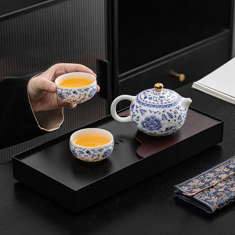 Qixuanyuan Mutton Fat Jade Blue & White Peony Xishi Teapot