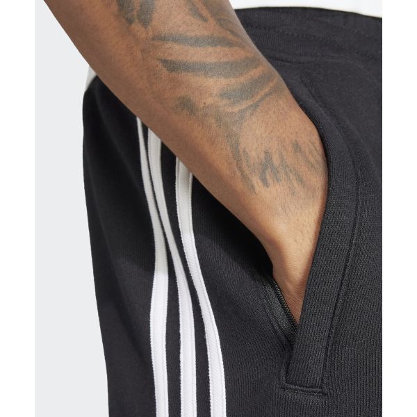 adidas מכנסיים קצרים קז'ואל ישרים בגזרה בינונית עם שלושה פסים Adicolor מקוריים מכנסי גברים שחור IU2337