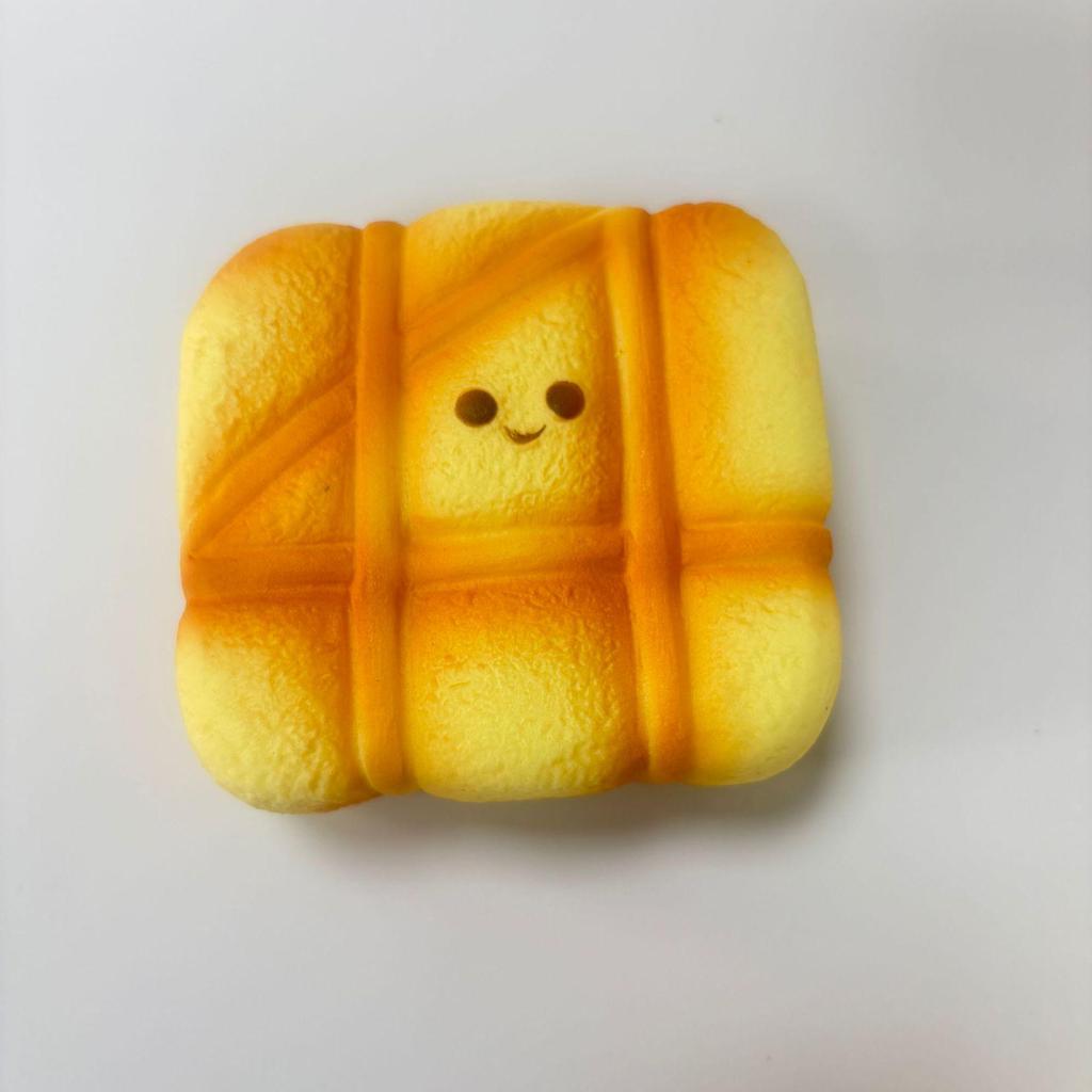Xiaohongshu Inspired Durian Squeeze Toy - Slow Rebound, Super Soft, and Moist Turtle Bread Decompression Toy