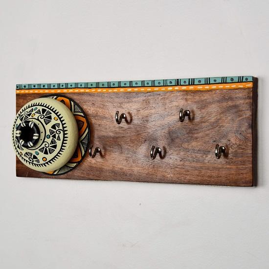 24.892 Cm Wood Key Holder for Wall Stylish Wood Keychain Holder for Home Wooden Key Holder for Home Décor, 5 Hooks