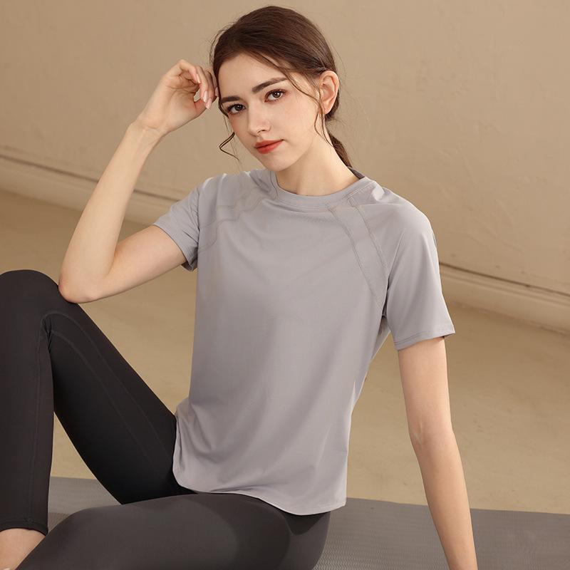 

Женский топ для йоги с коротким рукавом, быстросохнущий, 2025 - Дышащий, свободный и стройнящий для летнего фитнеса Small серый