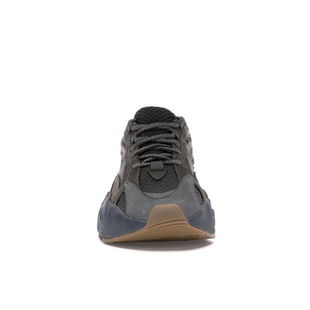 Adidas Yeezy Boost 700 V2 Geode Unisex Sneakers Brown EG6860
