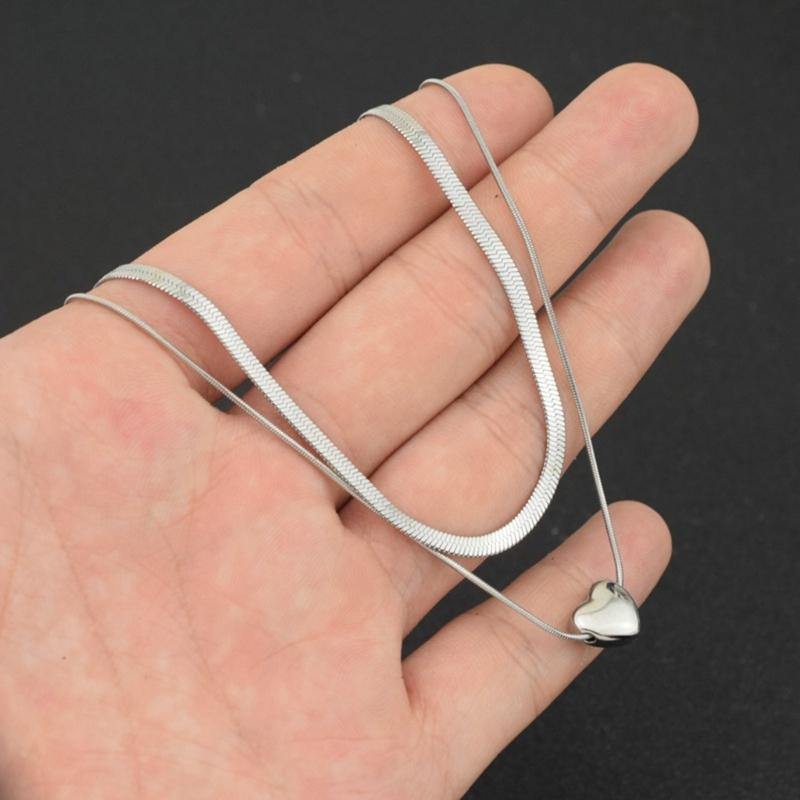 Unique Heart Pendent Necklace Double Layered Pendant Choker Stainless Steel Chain Choker Perfect for Fashionable Ladies