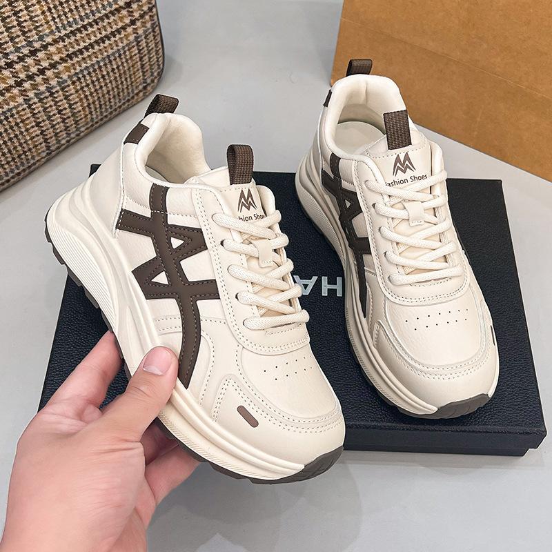 Soft Sole, Light and Non-slip Autumn New Wear-resistant Running Year Comfortable Sports Shoes Casual Shoes