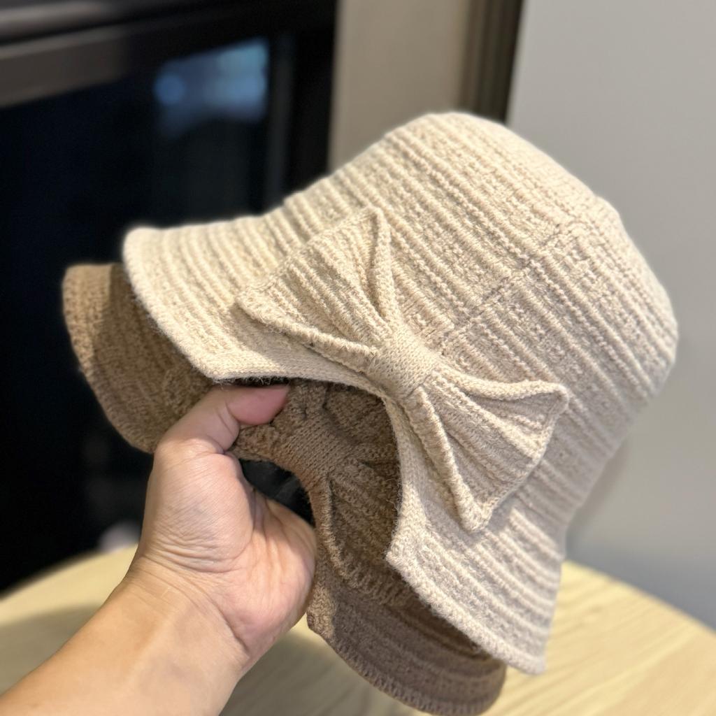 French Style Autumn and Winter Temperament Solid Color Knitted Fisherman Hat for Women Versatile Basin Hat Showing Face Small Face Covering Bucket Hat