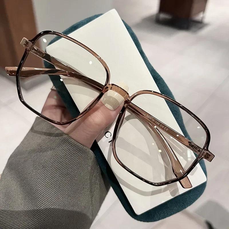 Luxury Ladies Transparent Glasses Fashion Large Square Frame Near Sight Eyeglasses Men Women Anti-blue Light Myopia Eyewear