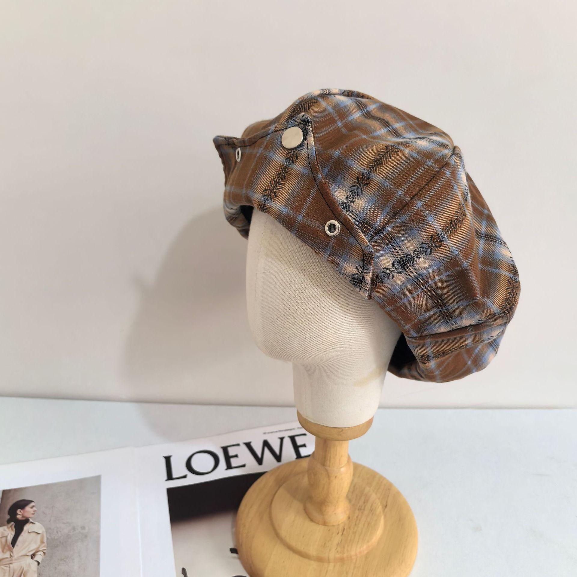 

Стиль темперамента, маленькое лицо, модный и универсальный, модный нишевый ретро-берет в клетку, женская весенняя тонкая шляпа художника M（56-58cm）