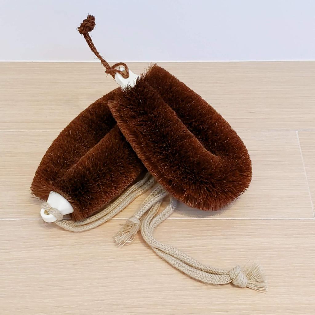 Kamenoko Körperbürste, Narita-kun (mit Schnur)