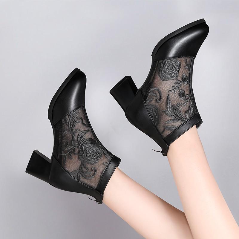 Women's Ethnic Style Mesh Boots - Semi-Closed Toe, Chunky Heel, Embroidered Spring/Summer 2024 Sandals