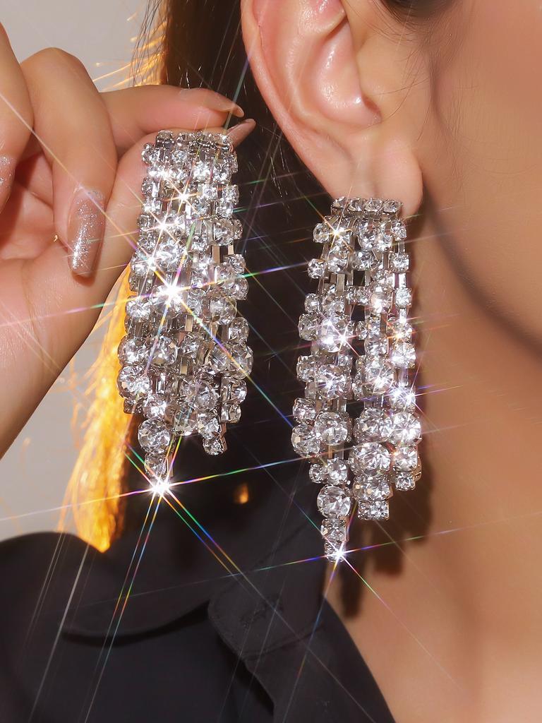 Oversized Fashion Claw Chain Luxury Shiny White Crystal Long Earrings Bridal Earrings Trendy Street Earrings