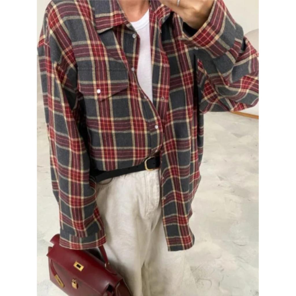 Women Vintage Long Sleeve Shirt Oversized Plaid Shirt Autumn Winter Fashion Loose Lapel Pocket Shirt Fit Blouse Korean Style