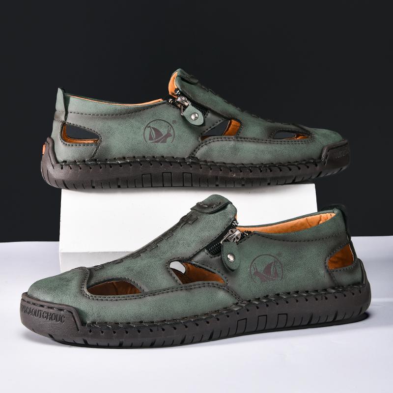 Fashion 2025 New Men's Beach Fashion Sandals Lightweight Male Mens Slip on Shoes Walking Travel Non-Slip Flats Outdoor Summer Footwear