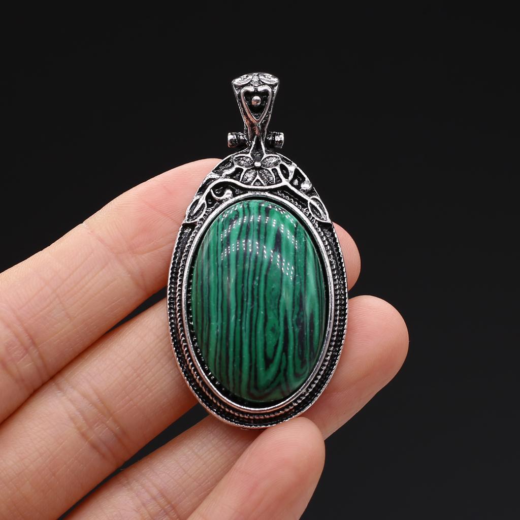 Colgante de piedra natural Collar de estilo vintage Joyería de moda Forma ovalada Gargantilla de aleación Cuarzo rosa Ópalo Jade malasio Ideas de regalos Regalos para amantes