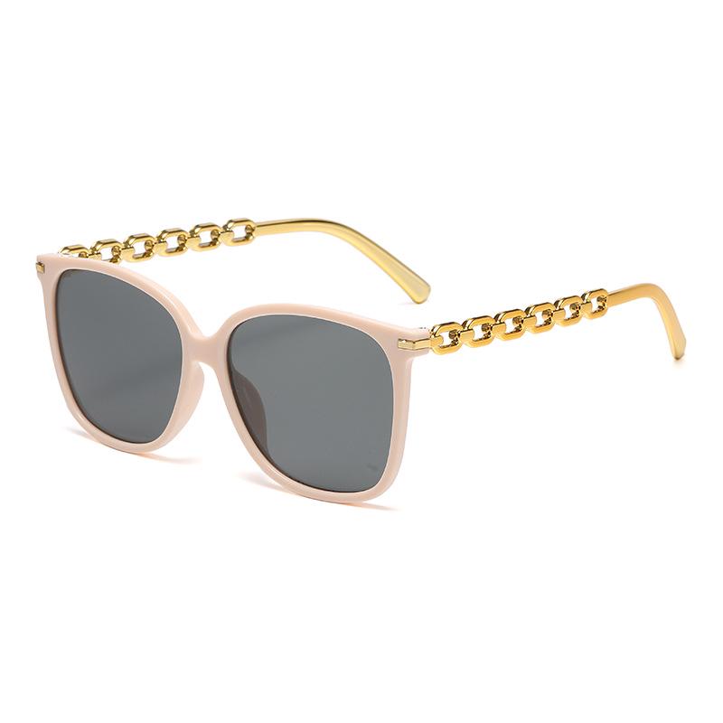 Retro Square Chain Sunglasses for Women - European & American Style, Large Frame, Trendy Street Fashion, High-End Feel, UV Protection