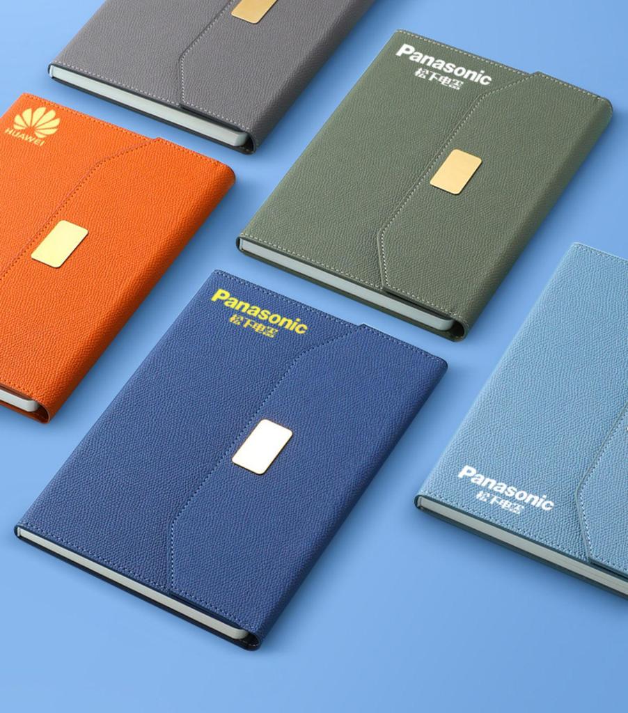 Individuell gestaltbare Firmen-Geschenkbox: Personalisierter Geschäftsnotizblock mit Logo-Druck