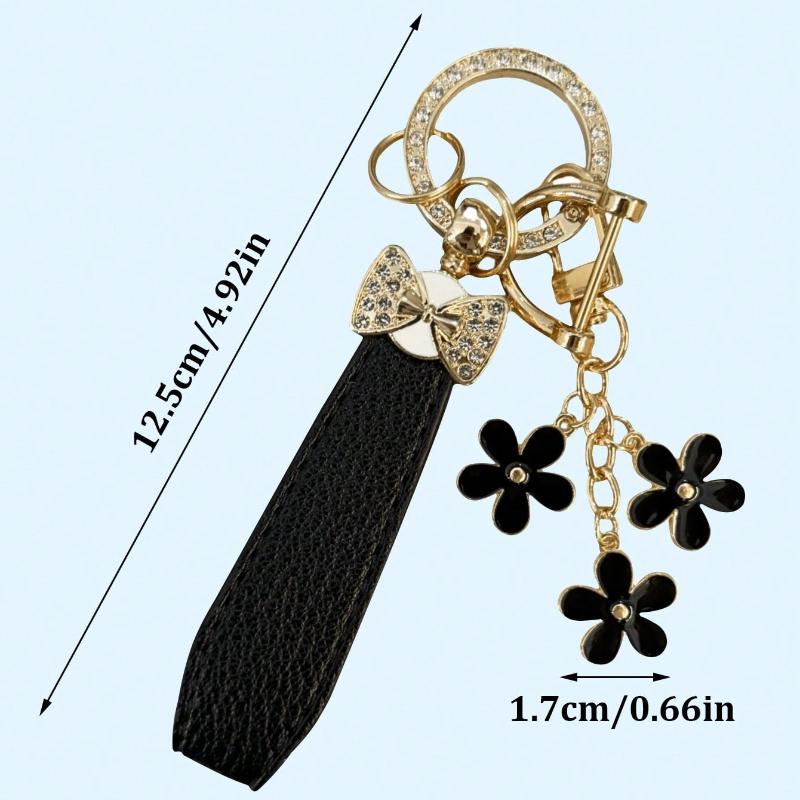 Fashionable Minimalist Design, Add Charm To Your Keys, PU Leather Material, Zinc Alloy Clasp, Ideal Gift For Luxury & Fashion Lovers, Keychain Pendant