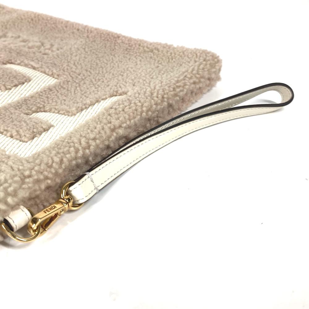 Fendi 8N0178 Lammfell Logo bore Tasche Beutel mit Riemen Clutch Bag