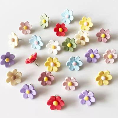 Bevestiging accessoires – Punaises met platte en ronde kop