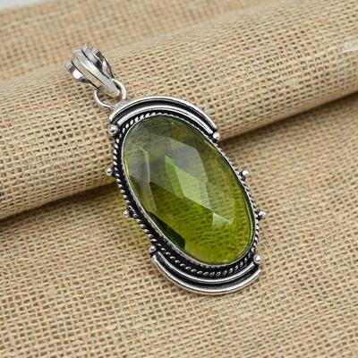 Faceted Peridot Gemstone 925 Sterling Silver Jewelry Wonderful Pendant For Gifts