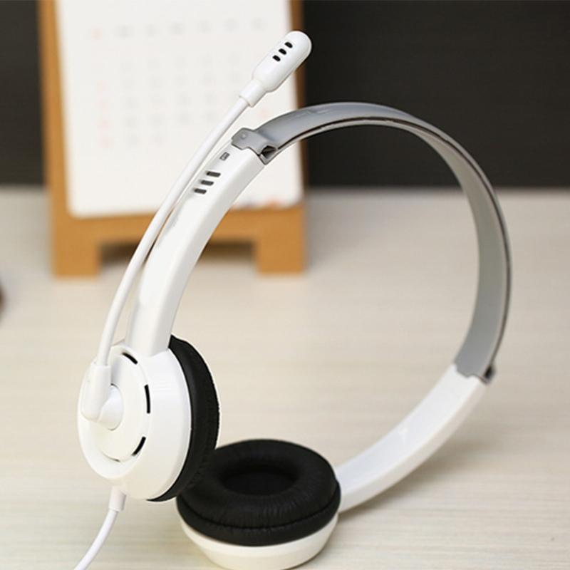 Wire Headsets Over Ear Noise Cancelling Headphone with 3.5mm Plugs and Builts In Microphone for Clear Call Earphone