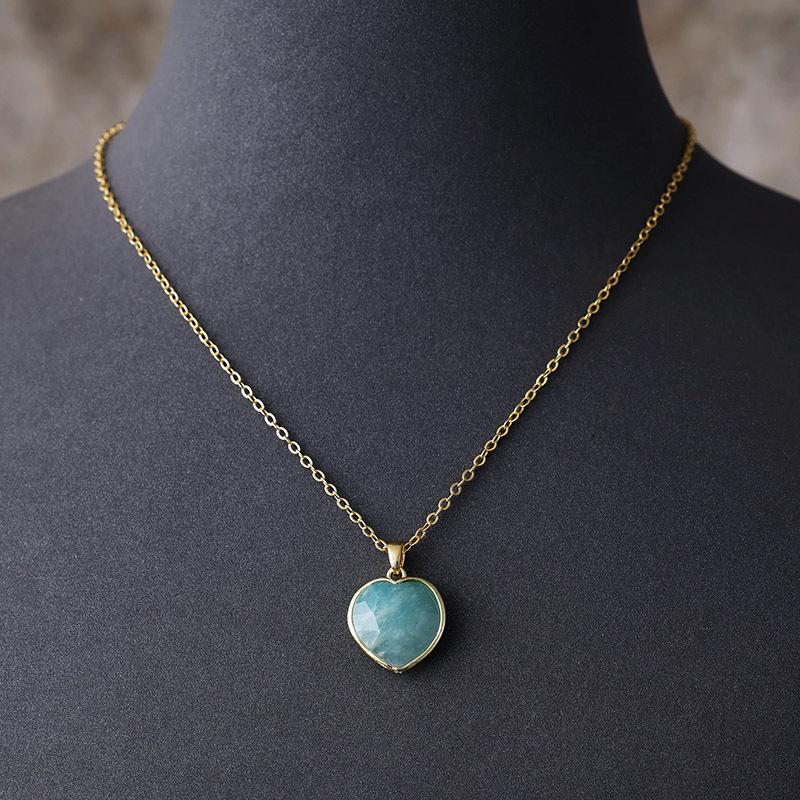 Luxury high quality fashion jewelry classic natural stone love small fresh plated 18K gold chain pendant necklace