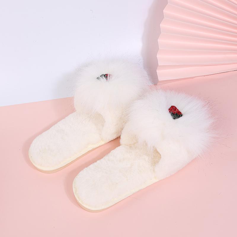 Fashion Cute Cartoon Animal Fur Slippers Women Open Toe Lightweight Plush Slippers Woman Winter Indoor Faux Fur Cotton Slides Ladies