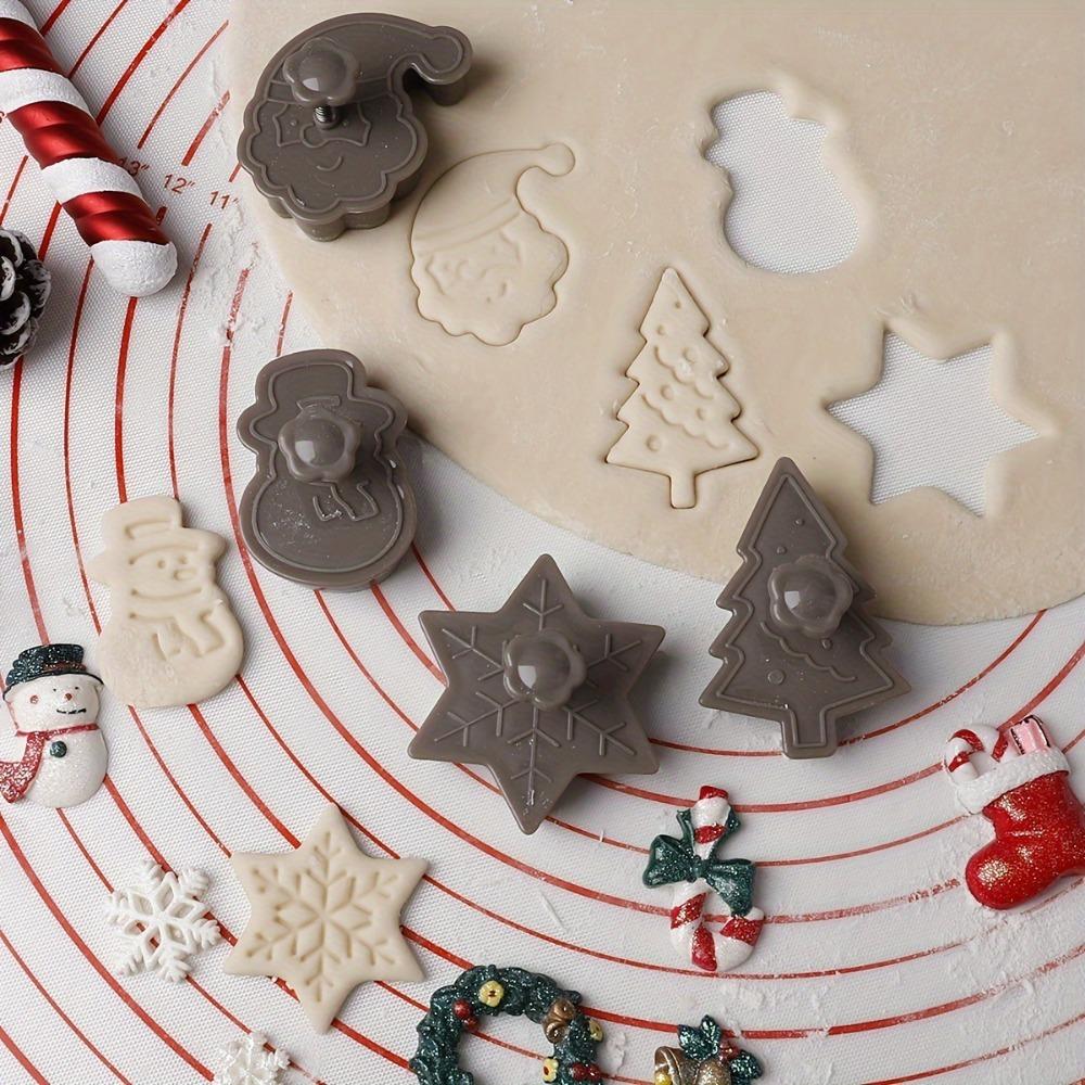 4Pcs Christmas Cookies Molds Plastic 3D Cookie Cutter Xmas Tree Claus Shape Biscuit Press Moulds for New Year Baking Tools