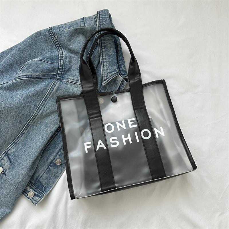 Stylish Casual Commuter Tote Bag Large Capacity Chic Design Ideal For Everyday Use