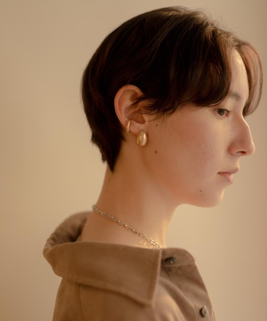 Novice Tokyo Mini Pendulum Ear Cuff / Gold
