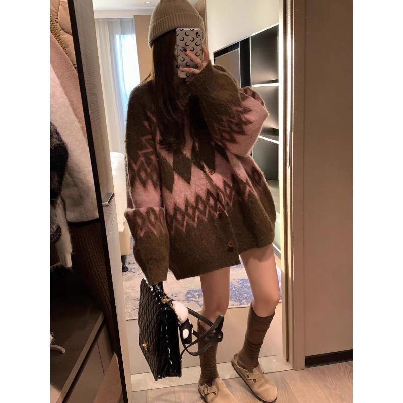 Spring new loose lazy style retro diamond color matching knitted cardigan soft waxy sweater jacket women