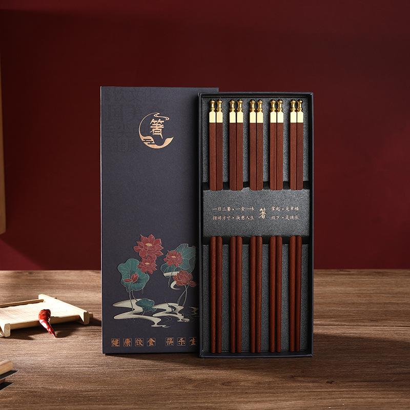 Alta Qualidade Premium Sândalo Vermelho Natural Palitos de Chopsticks Embalagem Caixa de Presente Talheres Domésticos Conjunto de Talheres Palitos de Chopsticks Chineses
