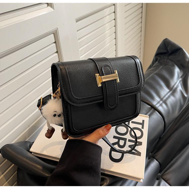 2023 Winter New Bag Female Trendy Fashion Shoulder Bag Casual Niche Small Square Bag Korean Personality Diagonal Cross Bag