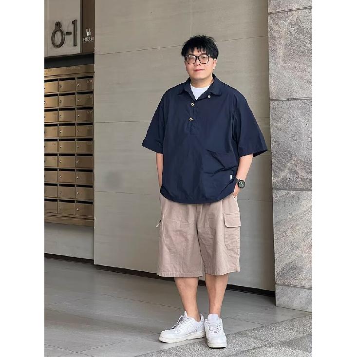 Poloshirt mit Kragen und kurzen Ärmeln, Herren Kurzarmhemd, Nischendesign, Minimalistisches Hemd, College-Oberteil für Paare