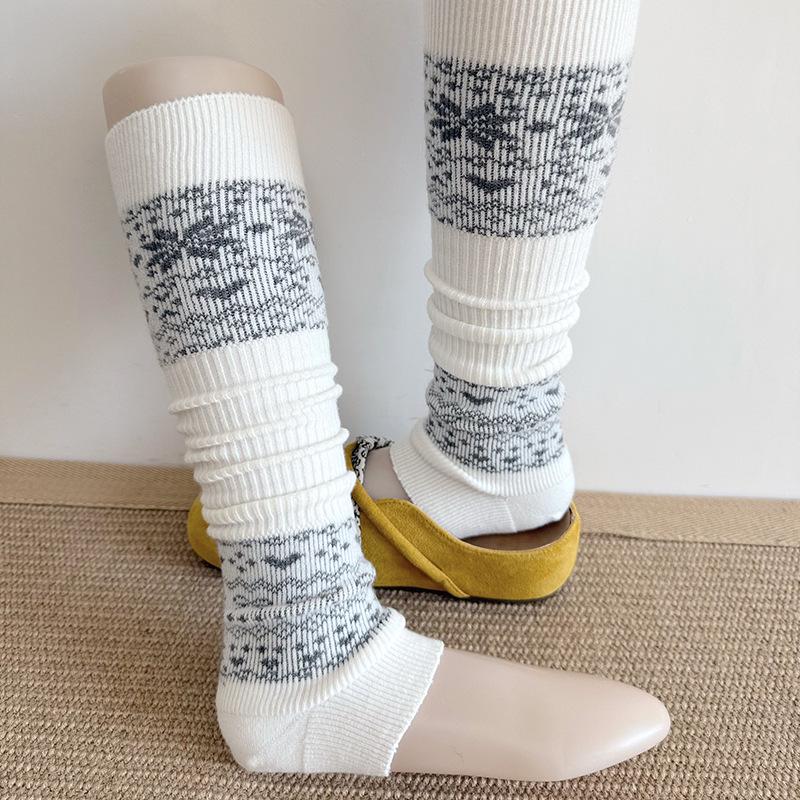 Women's Wool Mid-Calf Socks: Thickened Autumn/Winter Brown Slouch & Gray Stirrup Warmers
