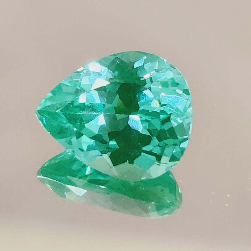 Natural Flawless Green Parti Sapphire Loose Pear Shape Gemstone 13x11 MM
